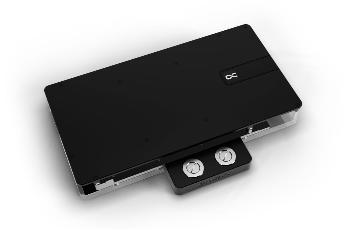 Core Geforce RTX 5090 Solid + AMP mit Backplate